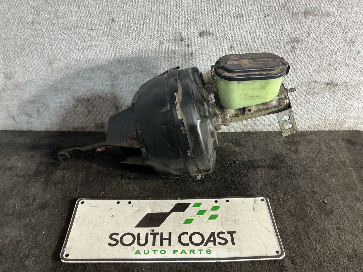 Holden Commodore VR 6H8VRK19HSL781543 Brake Booster