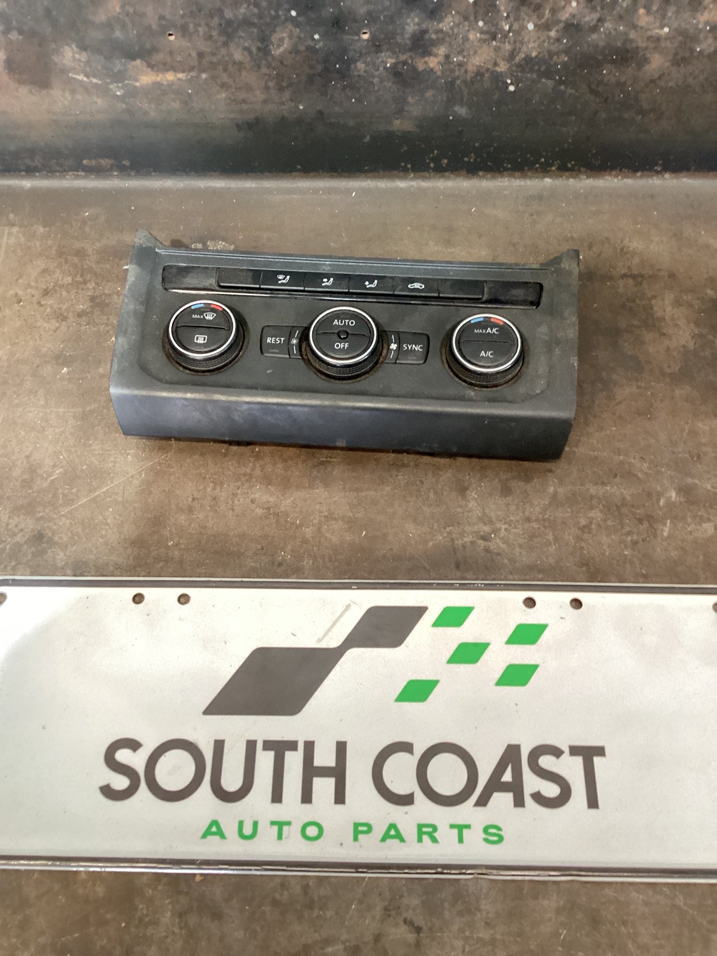 2018 Volkswagen Amarok Climate Controller 5HB01280307